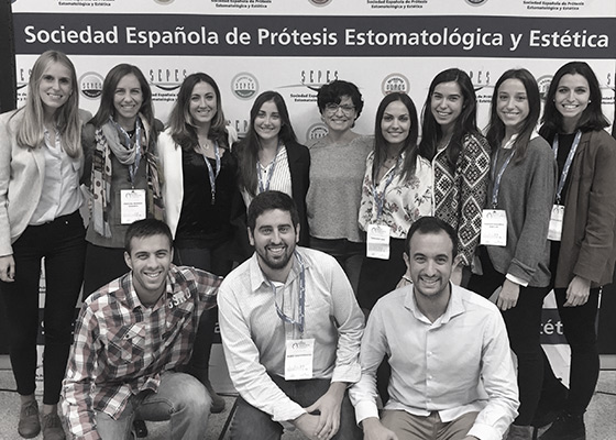 Dra. Nuria Noguerón, Dra. Carolina Manresa y alumnos del MIA curso académico 2015-2016